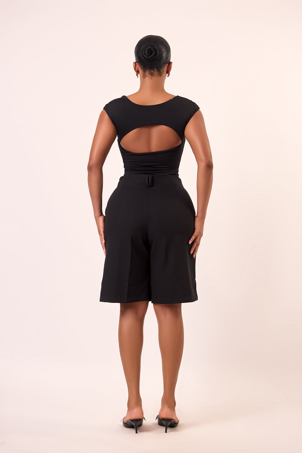 Kendra Tailored Bermuda Shorts - Black