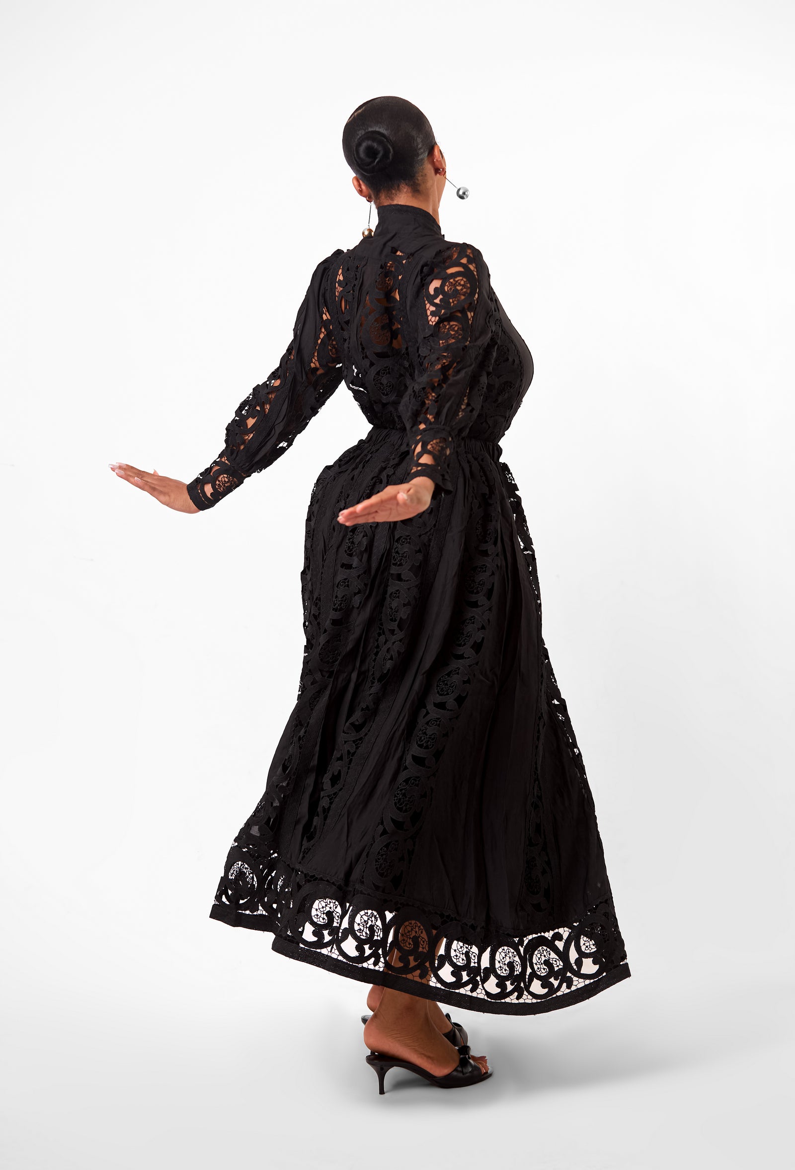 The Leonora Two Piece Set