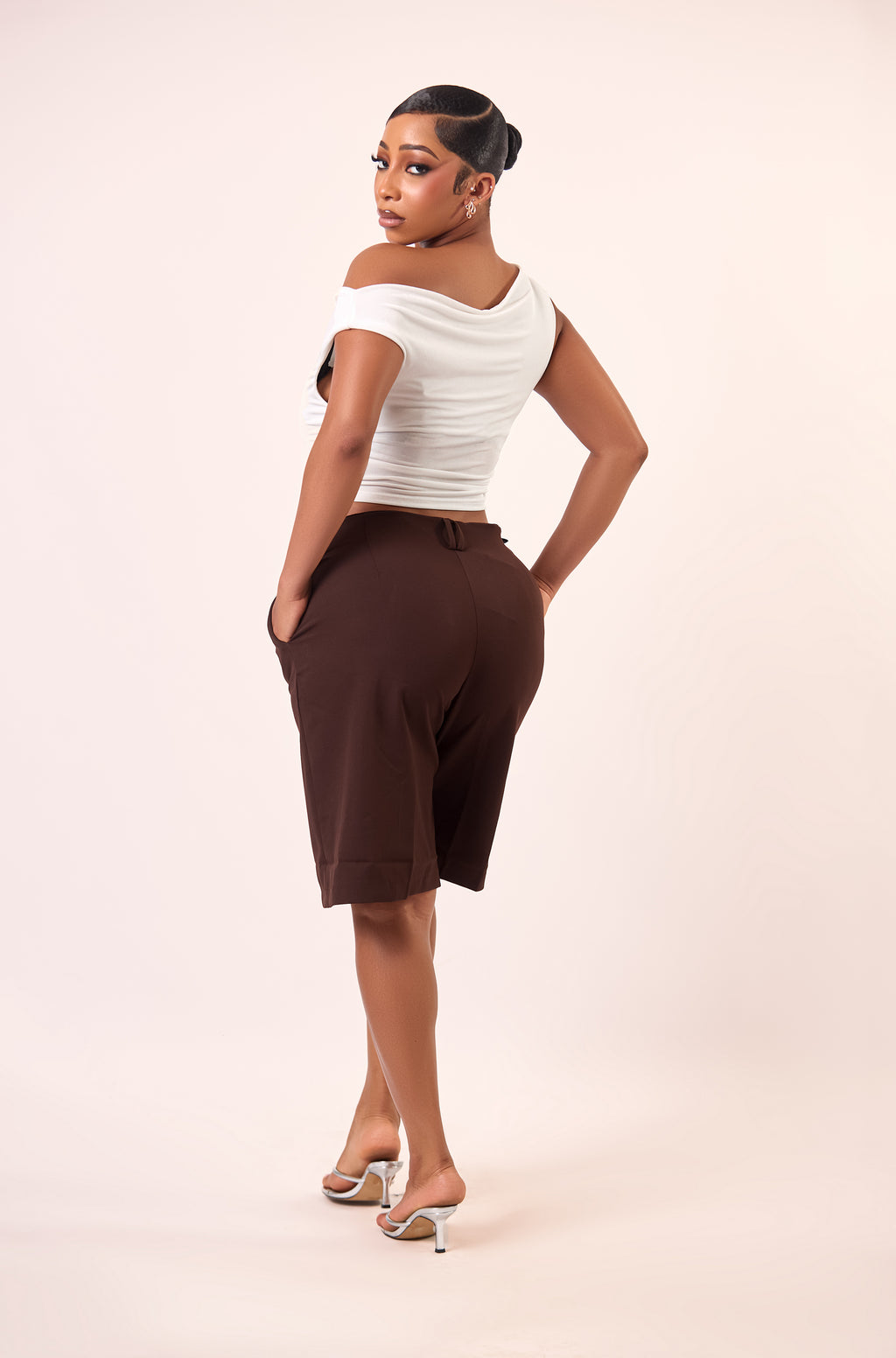 Kendra Tailored Bermuda Shorts - Brown