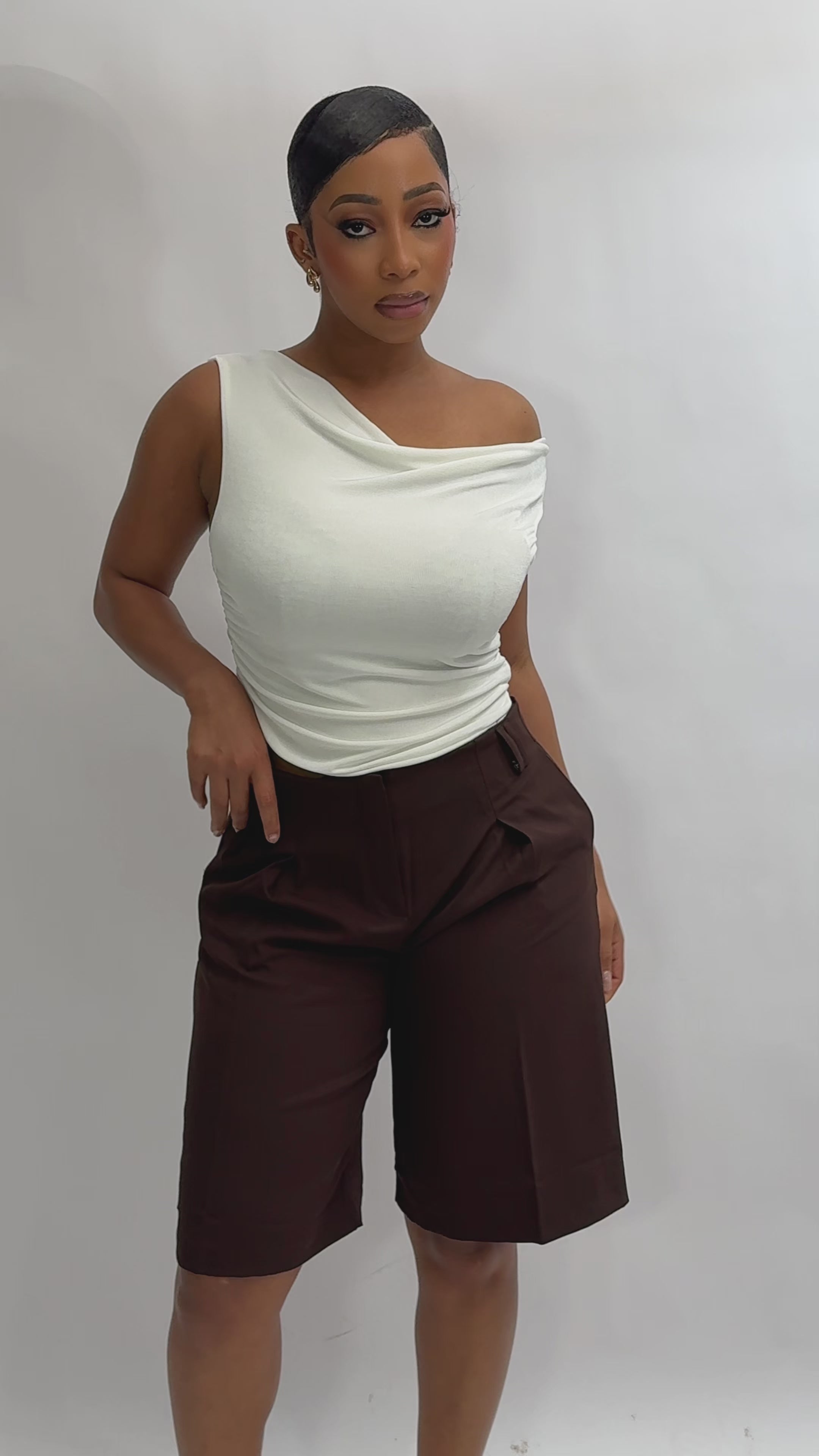 Kendra Tailored Bermuda Shorts - Brown